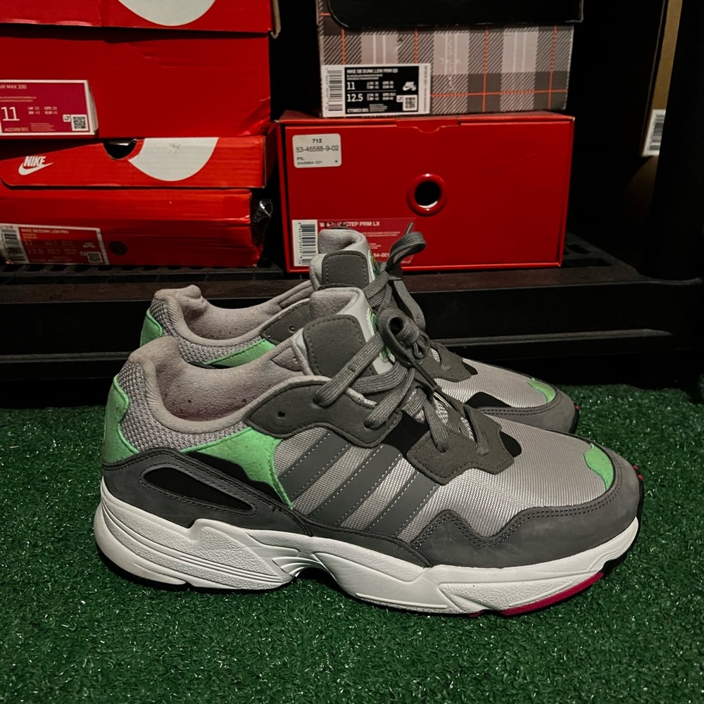Adidas yung 96 size 11
